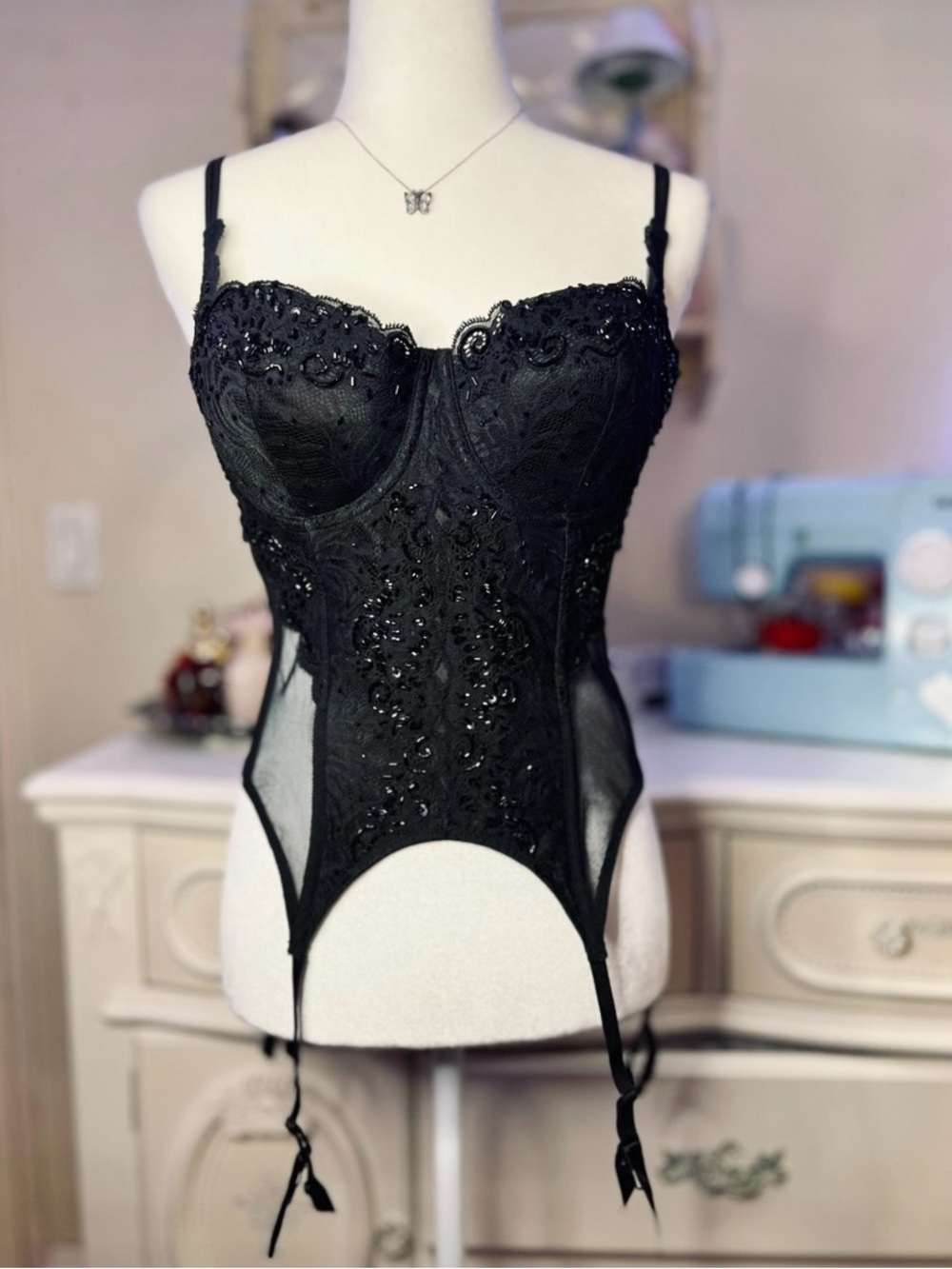 Victoria's Secret Black Lace Beaded Bustier Garter